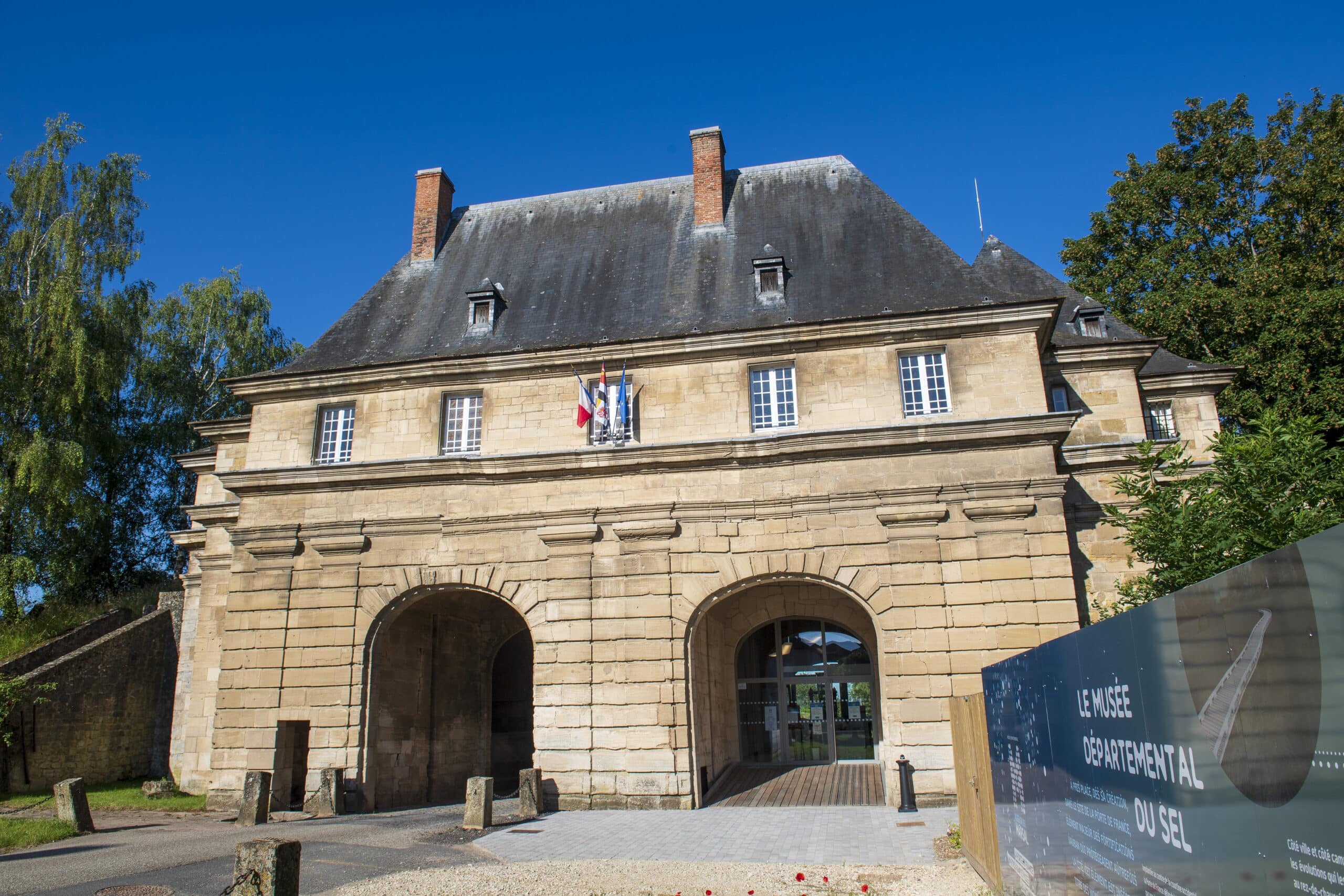 Vue extérieur du Musée Départemental du Sel