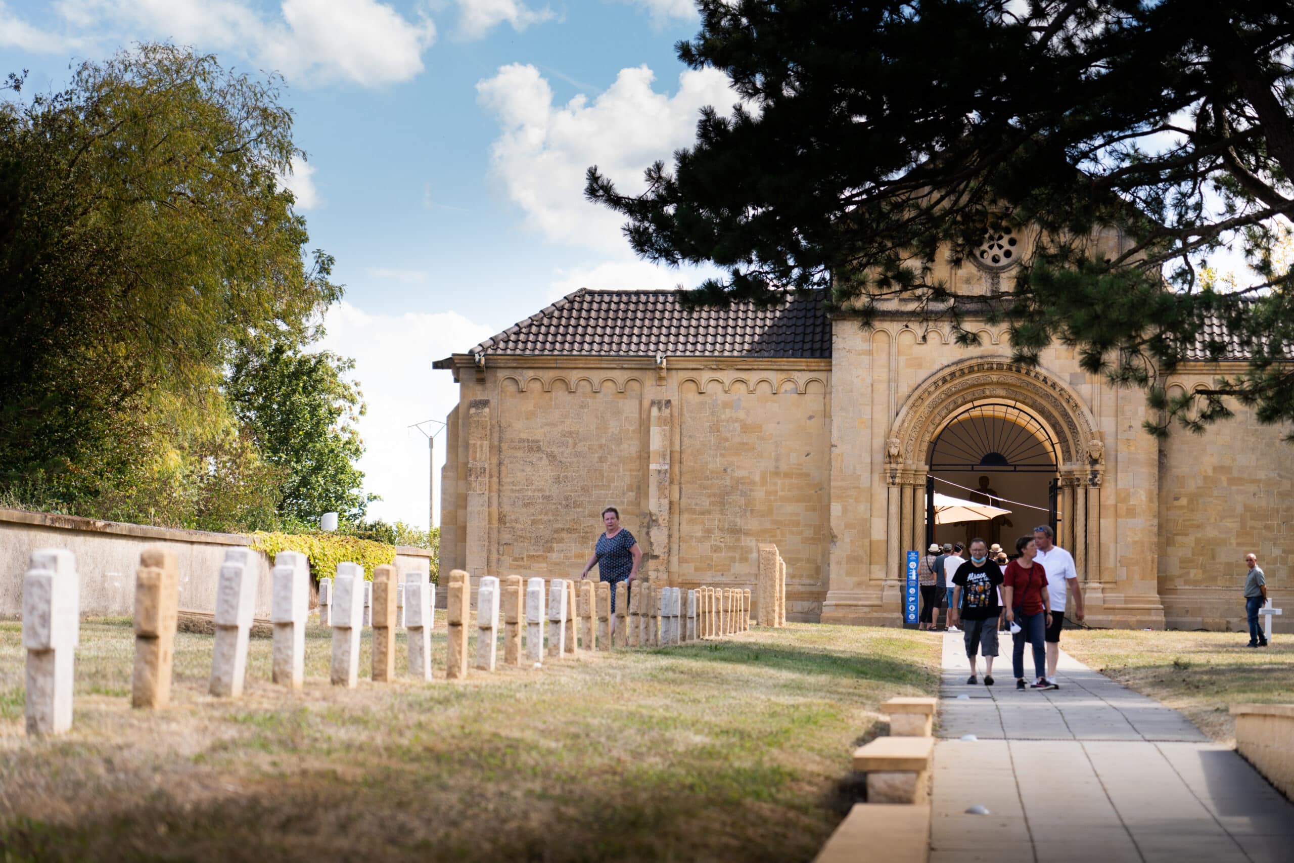 150th anniversary of the War of 1870 reconstruction of a French bivouac, cannon shooting demonstration, story and discovery of French equipment during the War of 1870. By the Arquebusiers of the East.