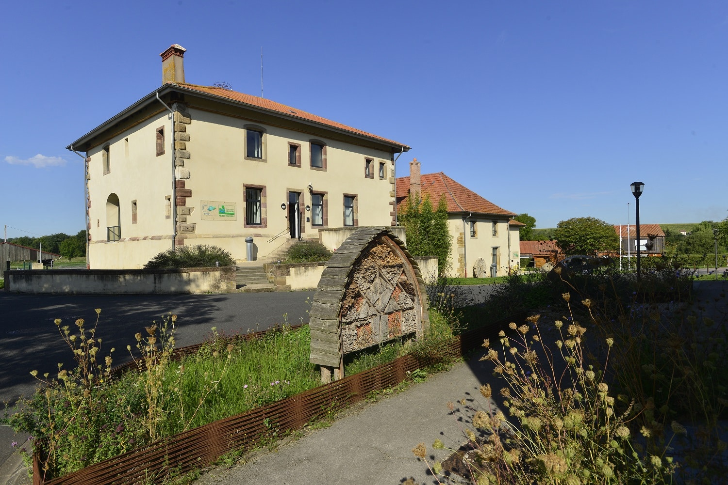 Home of the Lindre departmental domain