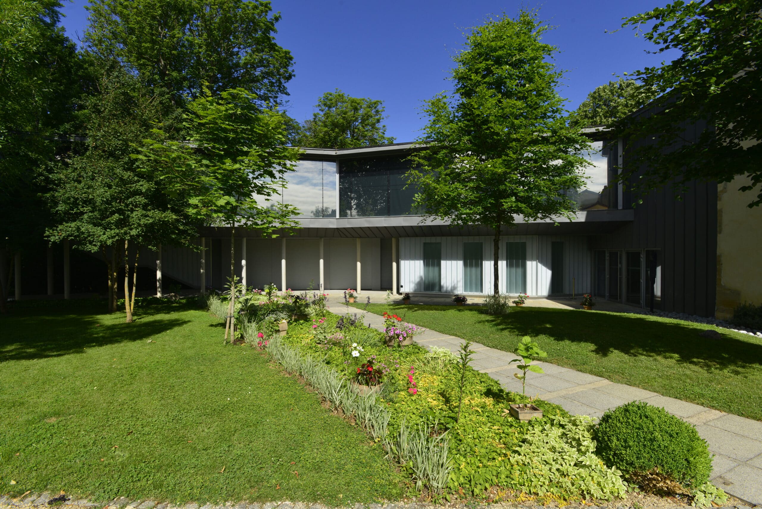 Photographie de l'extérieur d'une partie de la Maison de Rober Schuman