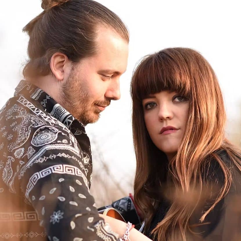 Le duo Yannisha composé d'Anisha et de Yann Loup Adam